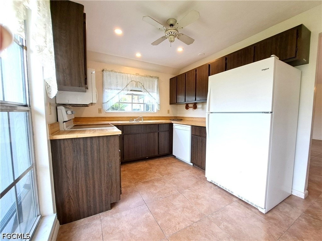 10525 Putnam Court - Photo 8