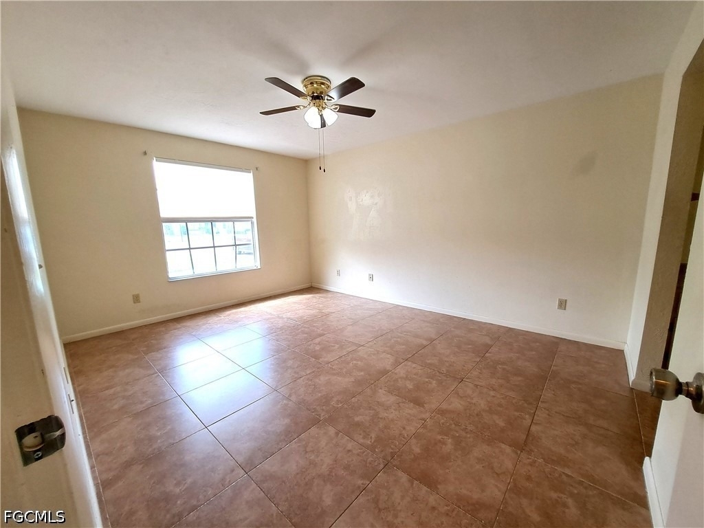 10525 Putnam Court - Photo 9