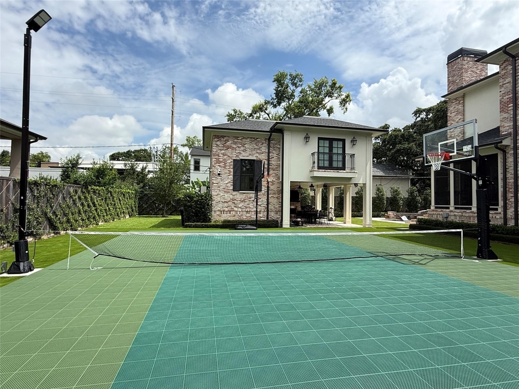 2506 Blue Bonnet Boulevard - Photo 0
