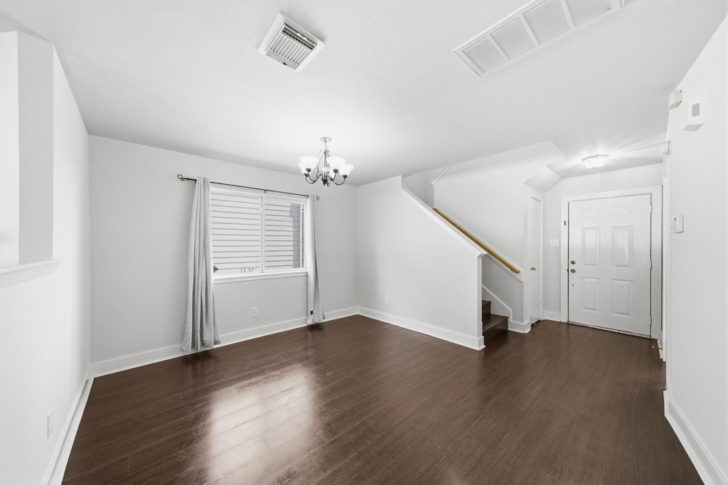 6146 Settlers Lake Circle W - Photo 1