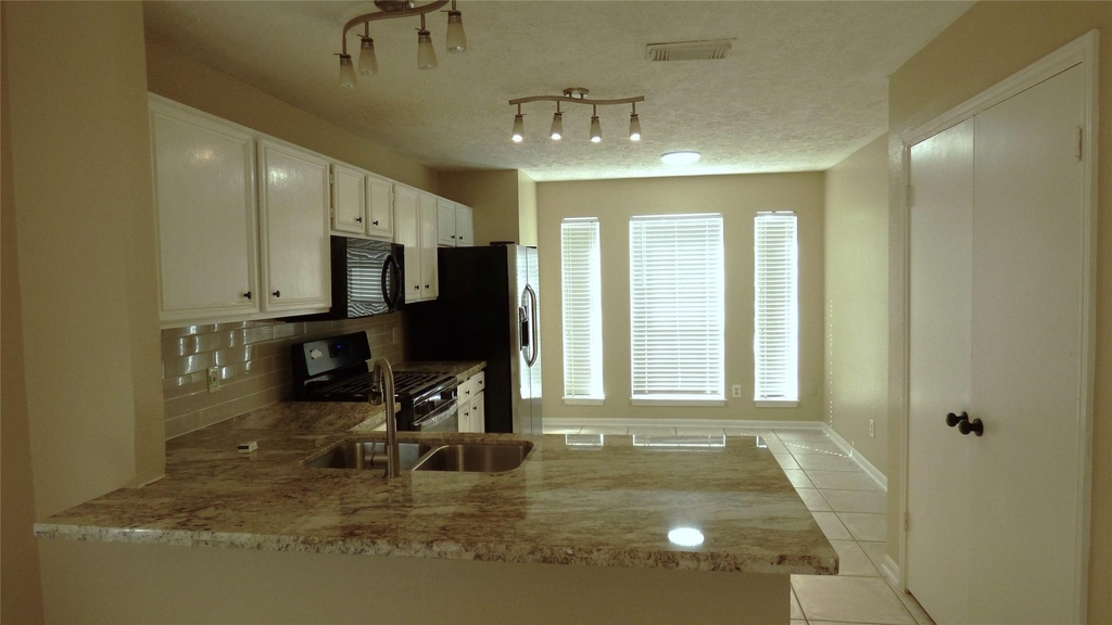 14715 Cypress Green Drive - Photo 2