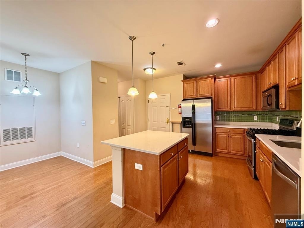 2214 Ramapo - Photo 2