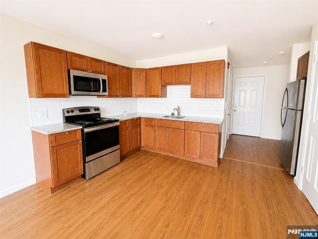 40-70 Watchung - Photo 6