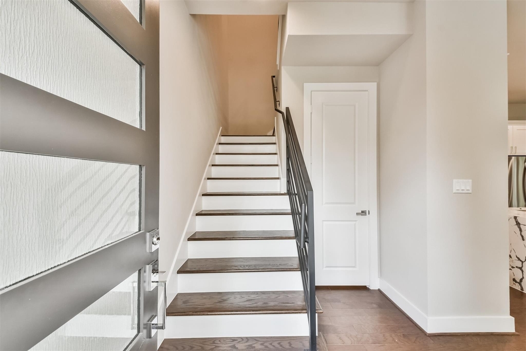 810 Mansfield Street - Photo 10