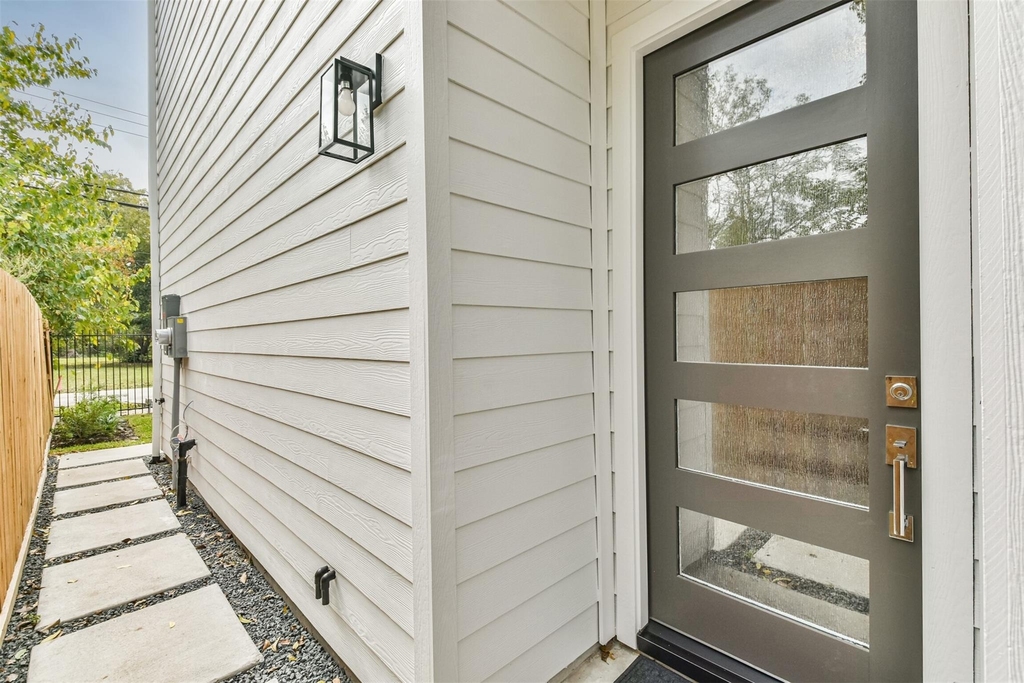 810 Mansfield Street - Photo 5