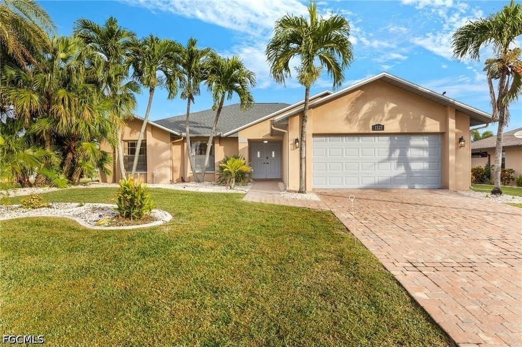 1327 Se 17th Street - Photo 0