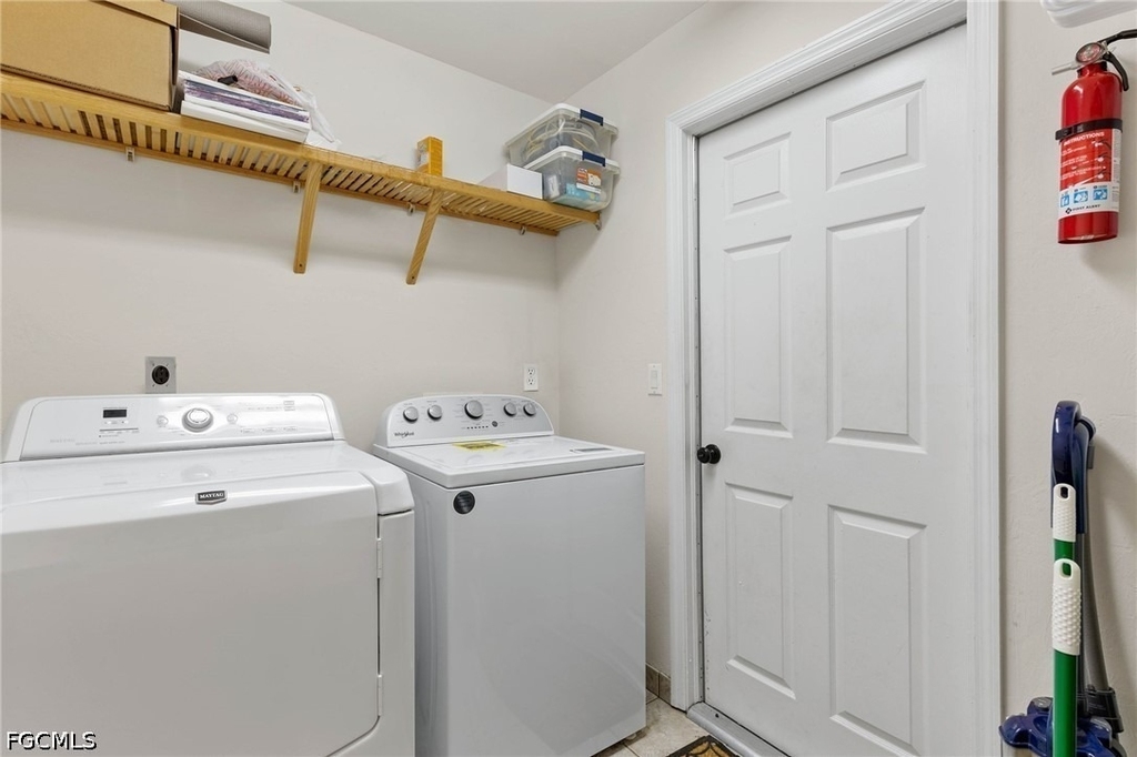 1327 Se 17th Street - Photo 25