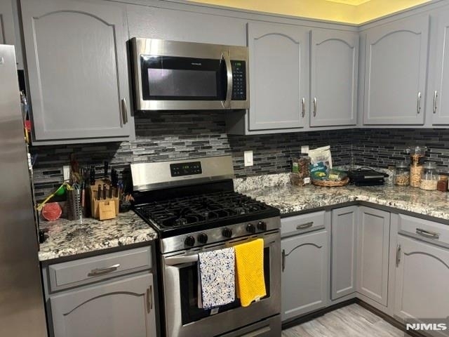 221 Ringwood - Photo 7