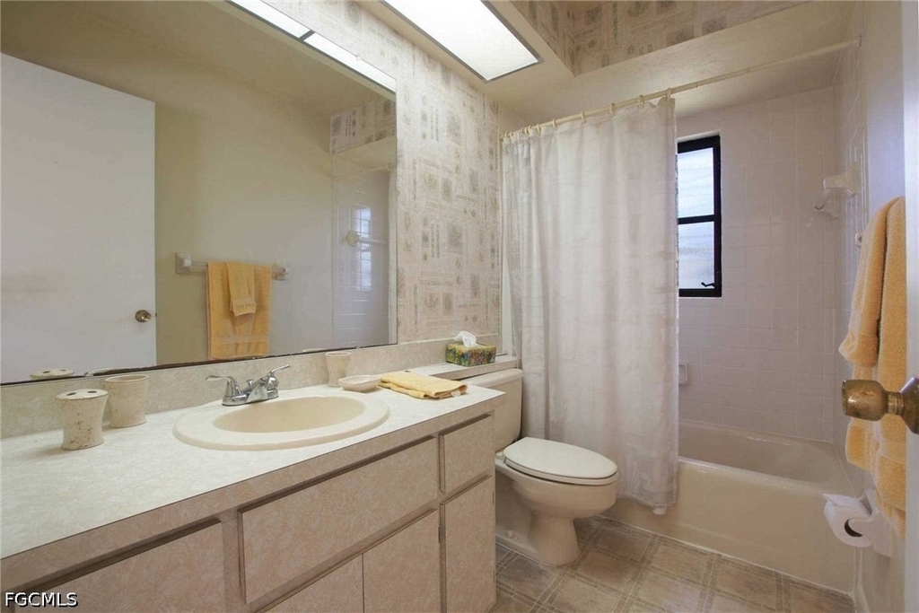 1422 Se 12th Terrace - Photo 12