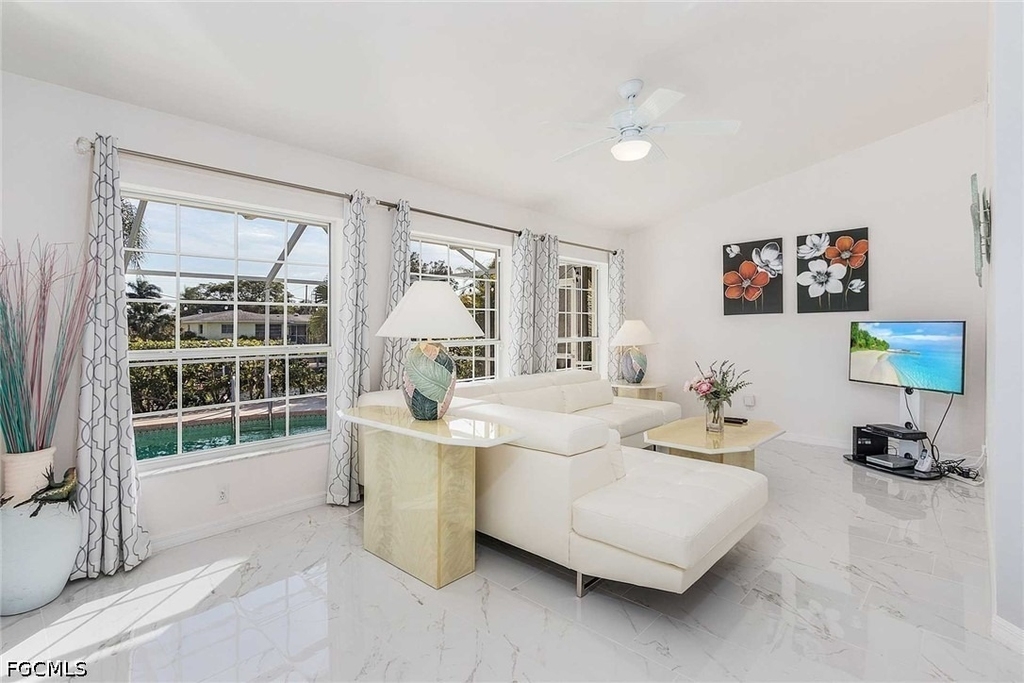 2308 Se 27th Street - Photo 4