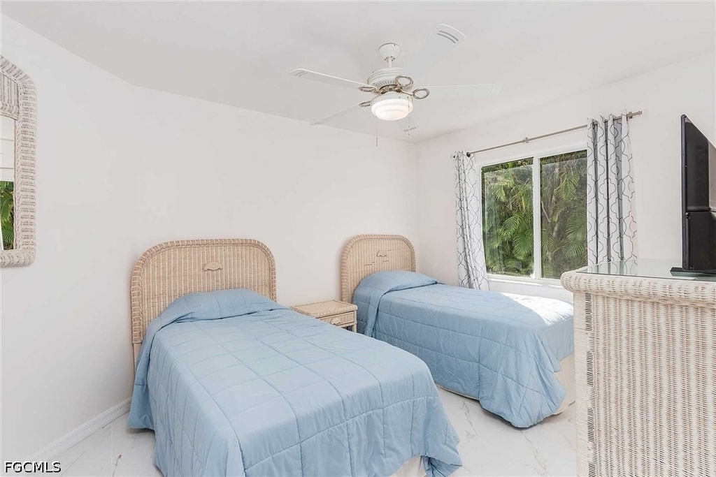 2308 Se 27th Street - Photo 12