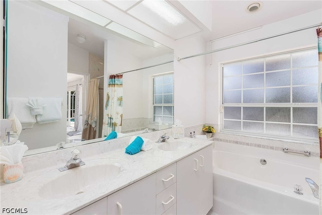 2308 Se 27th Street - Photo 9