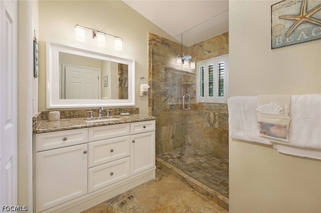 4138 Sw 5th Avenue - Photo 18