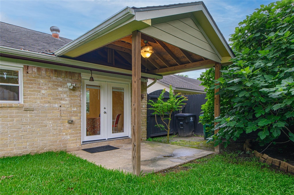 4110 Garden Springs Drive - Photo 14