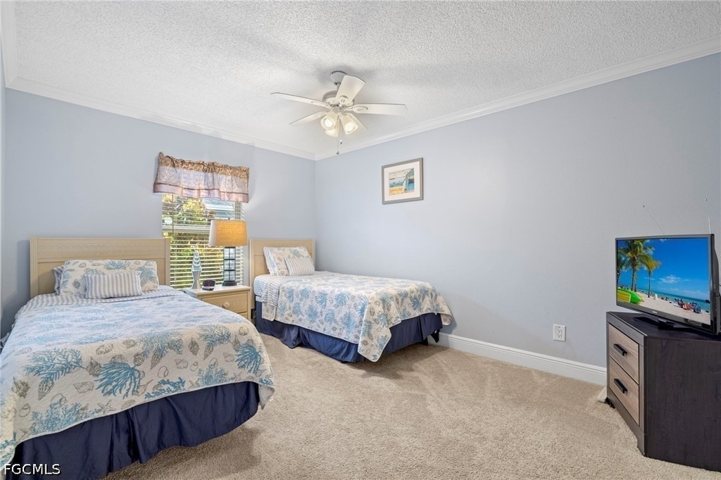 1023 Se 15th Street - Photo 15