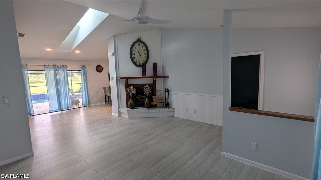 3810 24th Avenue Ne - Photo 4