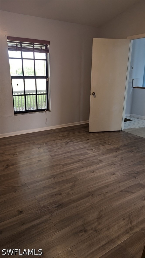3810 24th Avenue Ne - Photo 10