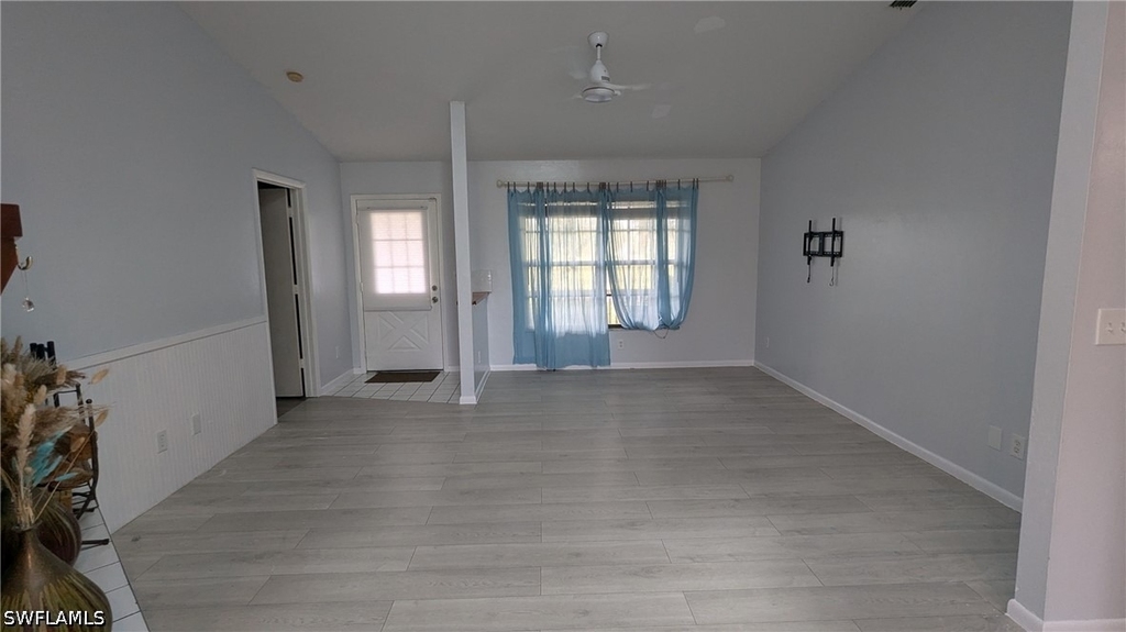 3810 24th Avenue Ne - Photo 2