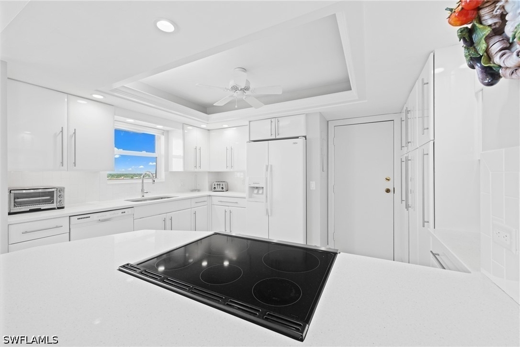 10691 Gulf Shore Drive - Photo 16