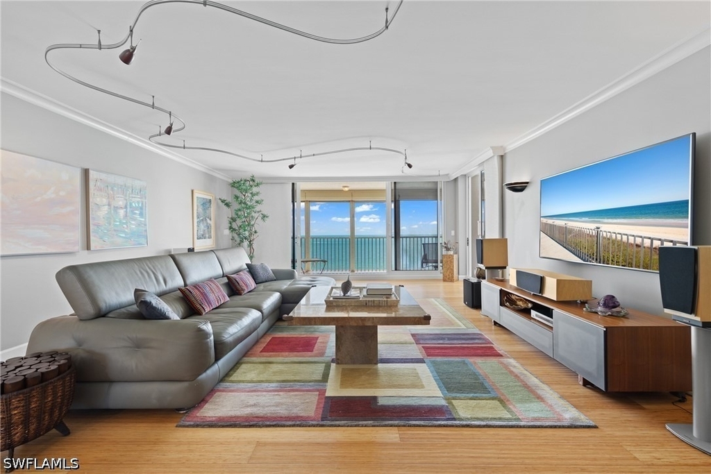 10691 Gulf Shore Drive - Photo 6