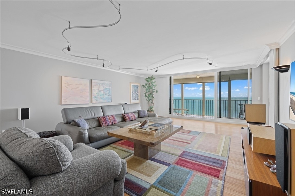 10691 Gulf Shore Drive - Photo 5
