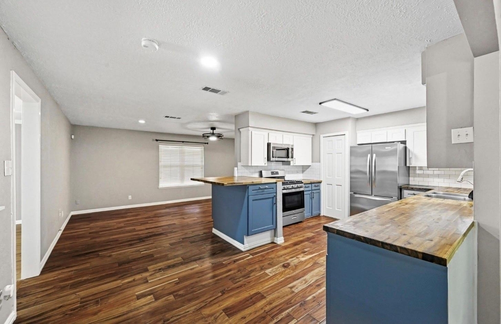 3602 W Sweet Gum Drive - Photo 5
