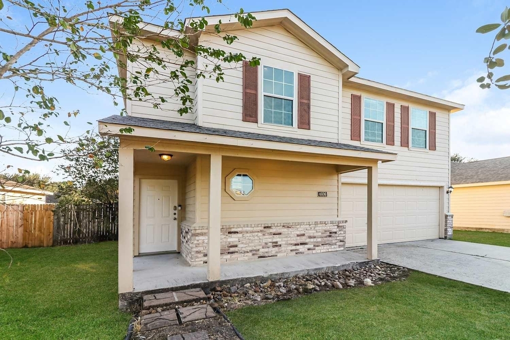 4606 Canadian River Court - Photo 1