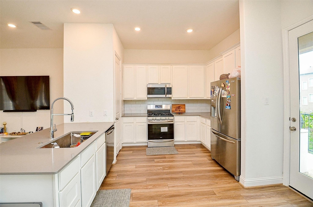 11021 Mikula Drive - Photo 13