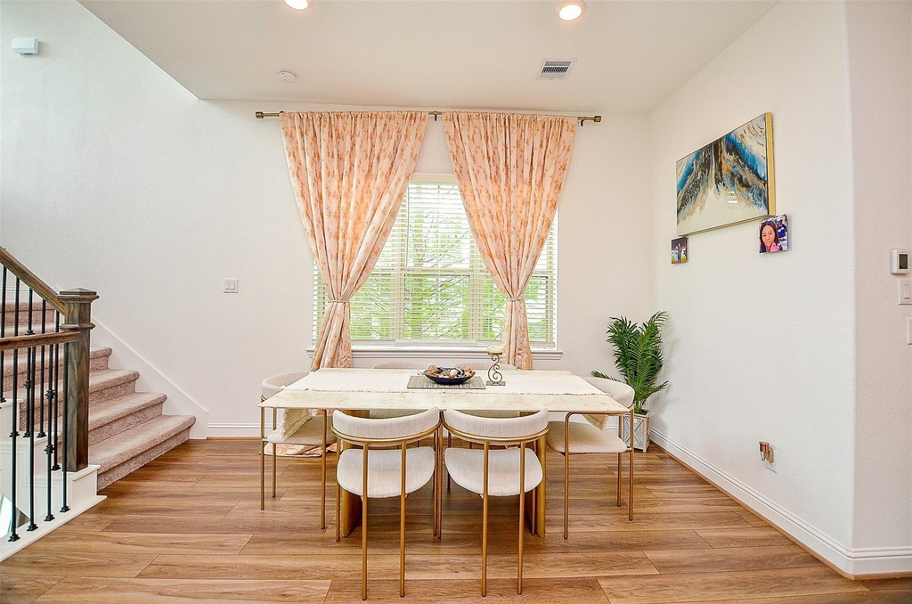 11021 Mikula Drive - Photo 11