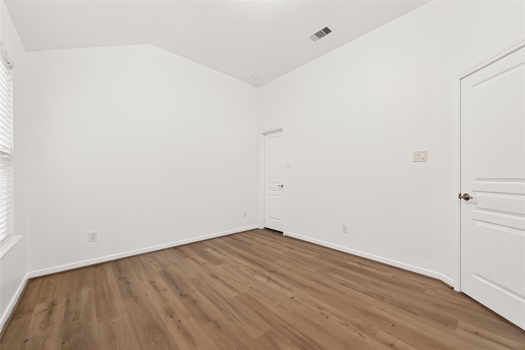4907 Harper River Court - Photo 32
