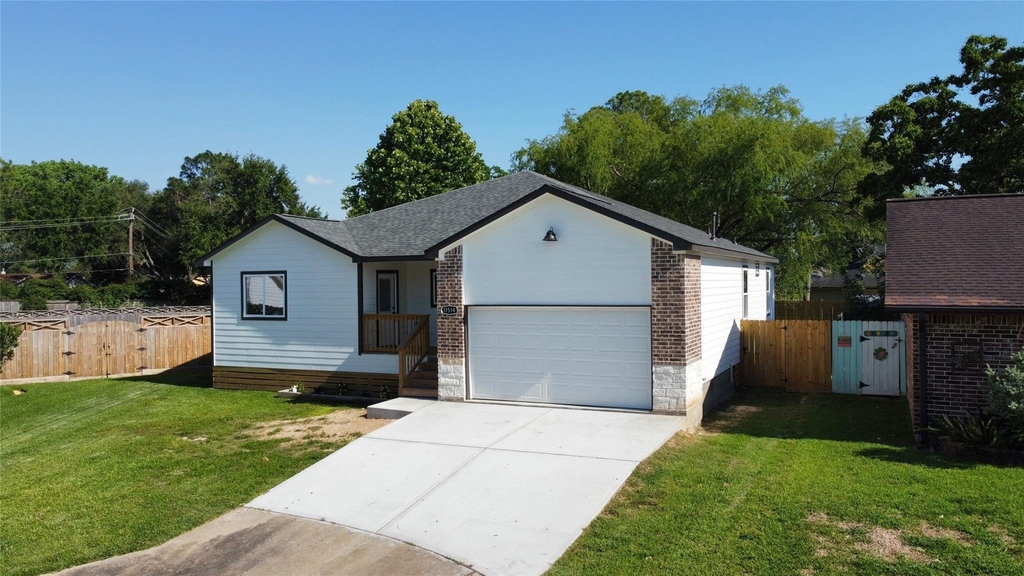 11514 Quincewood Drive - Photo 6