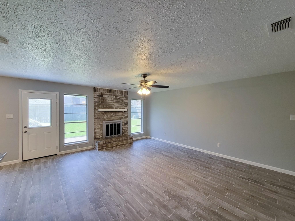 10115 Enchanted Stone Drive - Photo 9