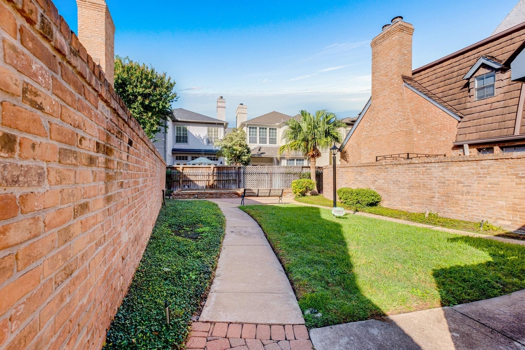 5304 Brownway Street - Photo 30