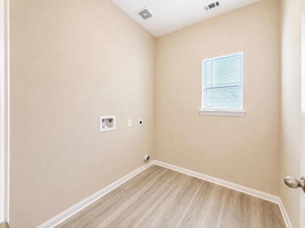 3986 Avenue B - Photo 6