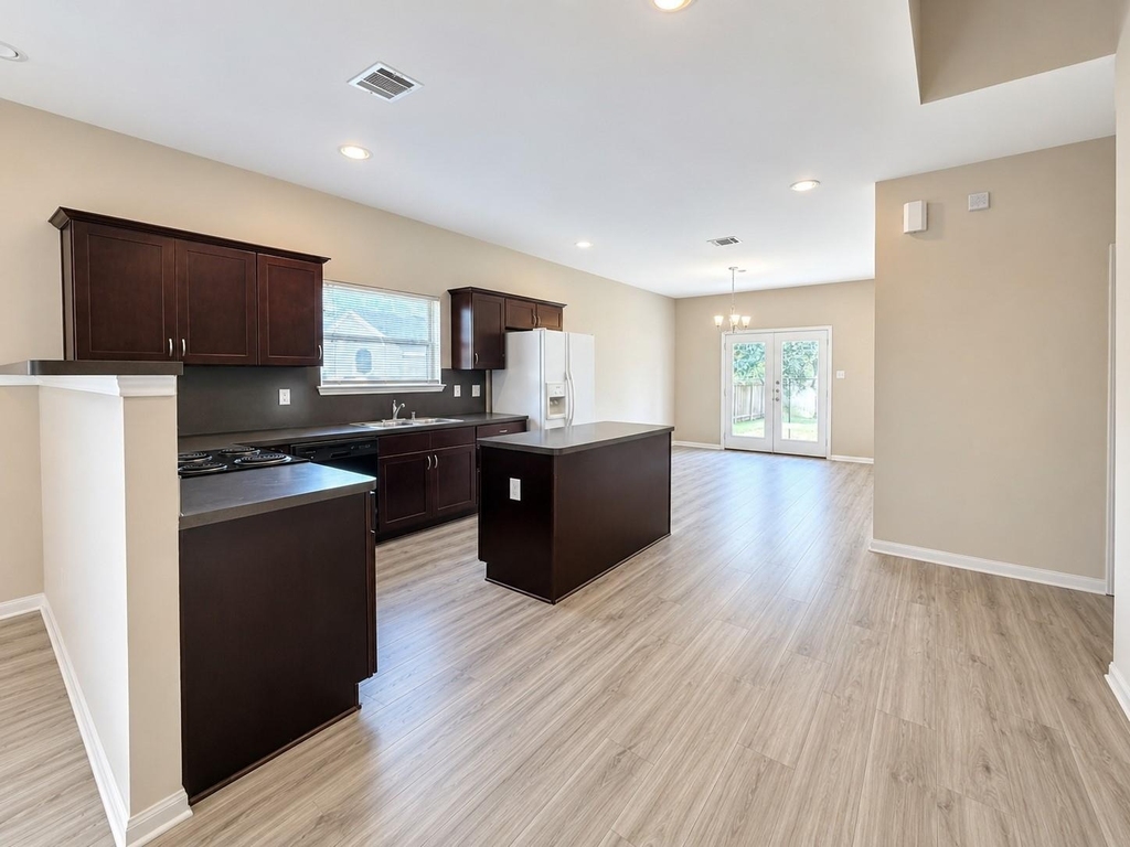 3986 Avenue B - Photo 2