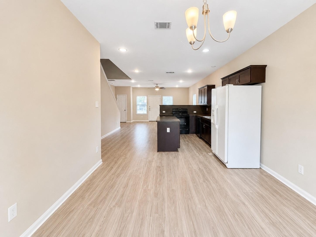 3986 Avenue B - Photo 4