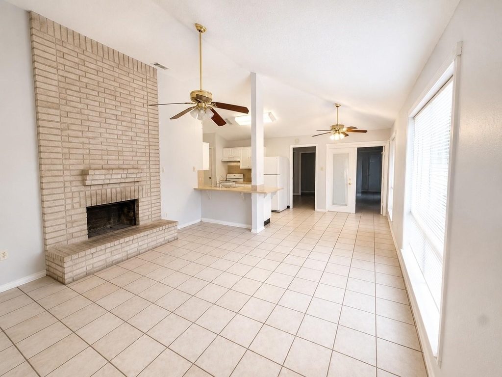 3105 Oak Rock Circle - Photo 1
