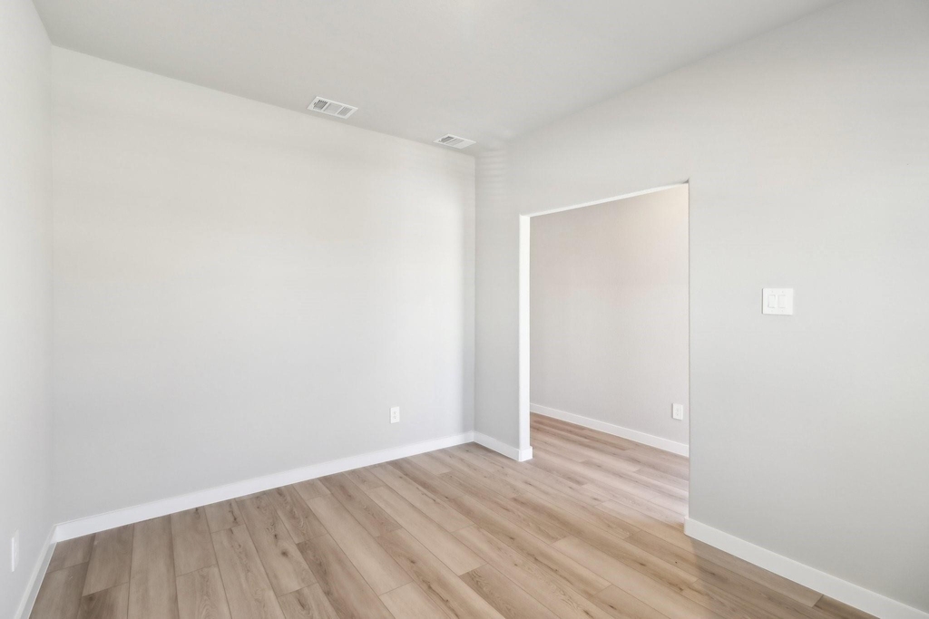 18075 Martin Pines Drive - Photo 3