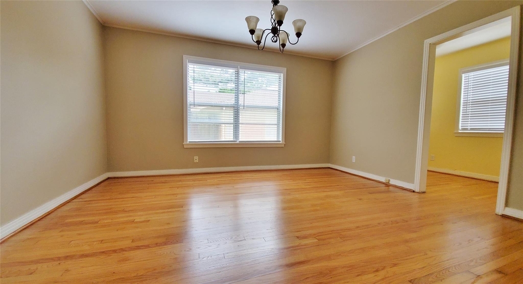 2018 Mcclendon Street - Photo 2