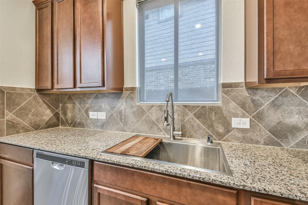 5047 Royal Amber Lane - Photo 14