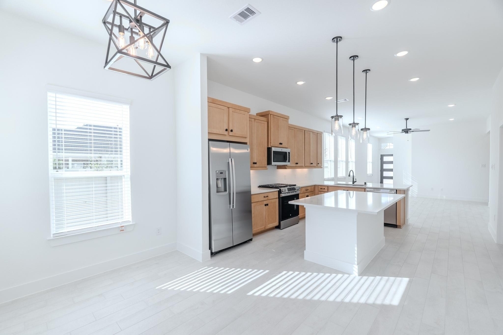10472 Wild Rice Street - Photo 14
