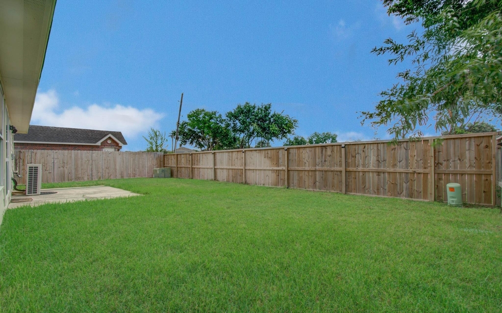 18303 Brenwood Manor Drive - Photo 33