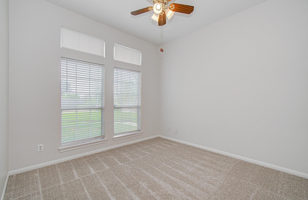 18303 Brenwood Manor Drive - Photo 26