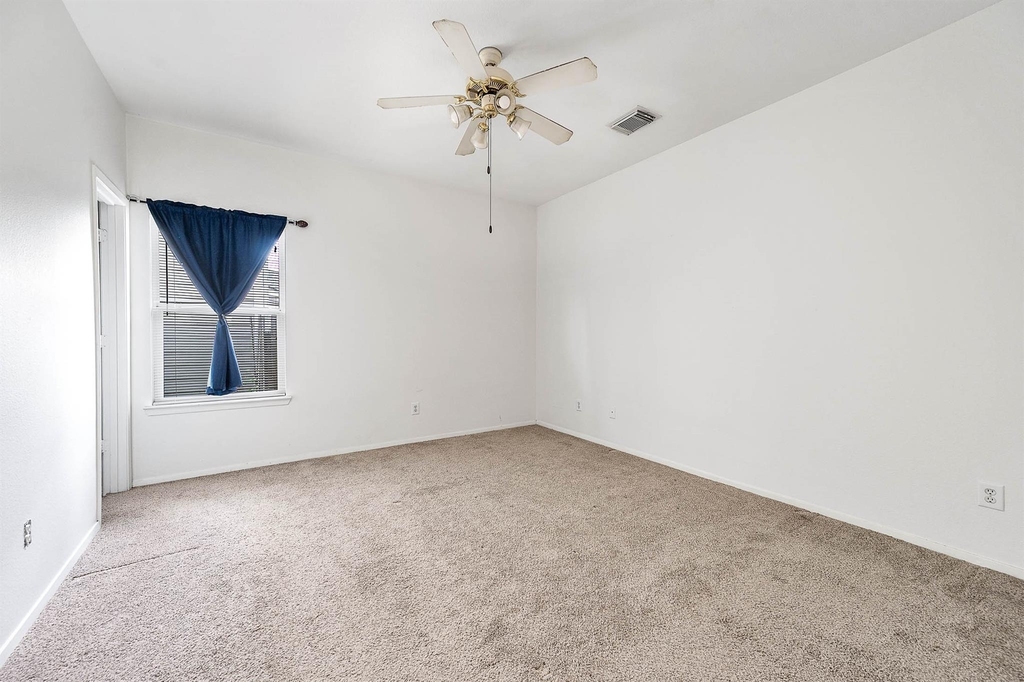 6162 Settlers Lake Circle E - Photo 15