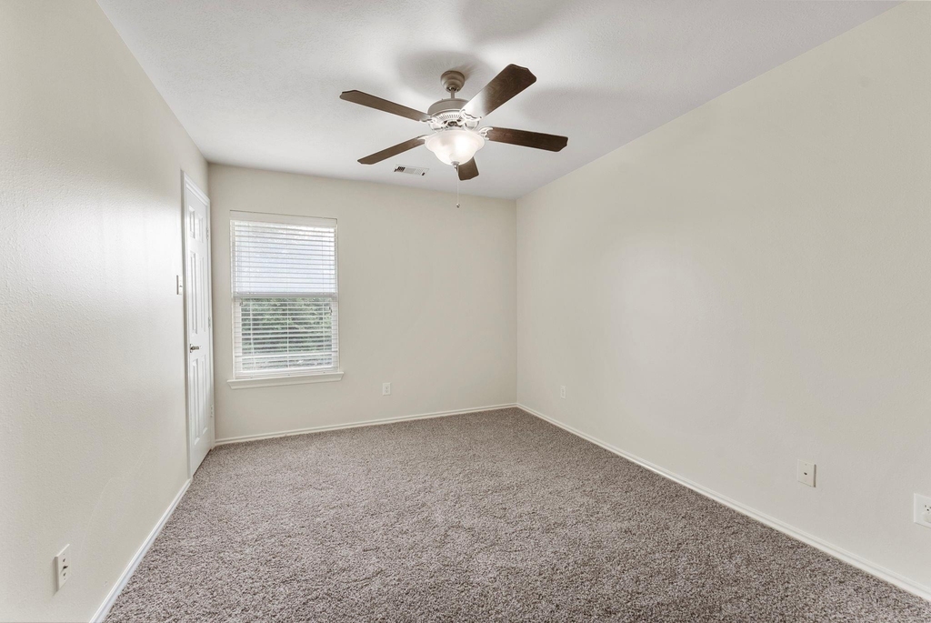 17815 Misty Pond Court - Photo 10