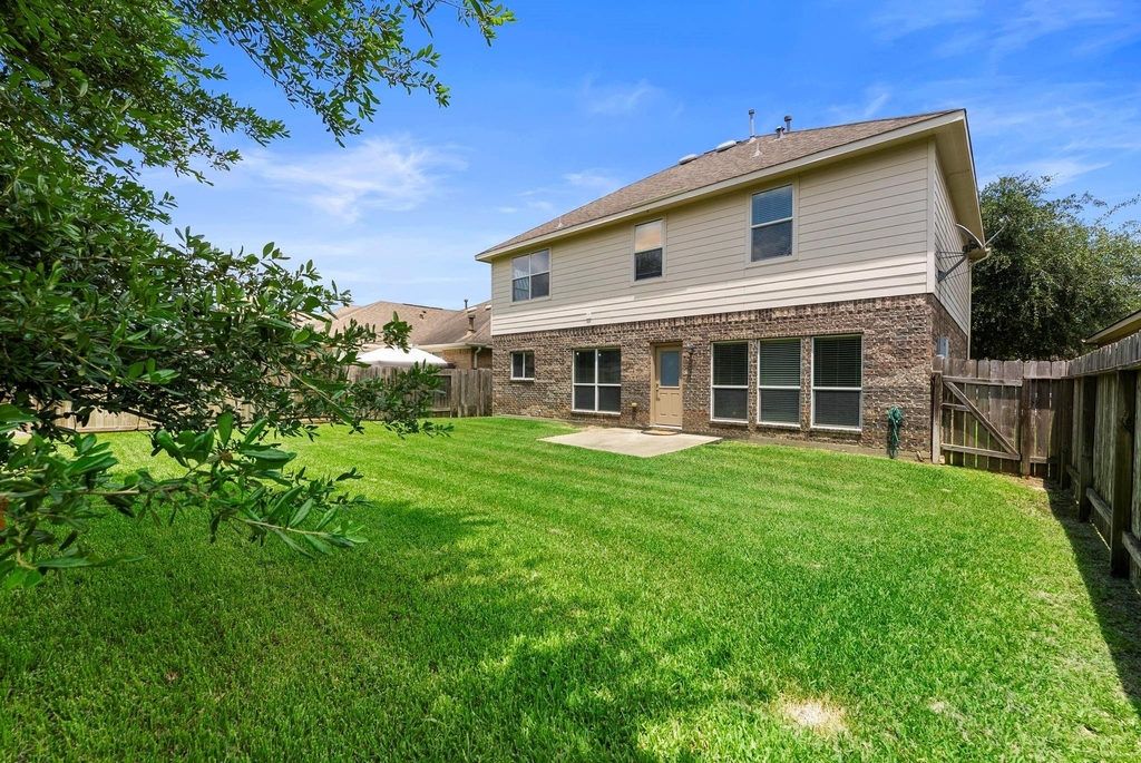 17815 Misty Pond Court - Photo 16