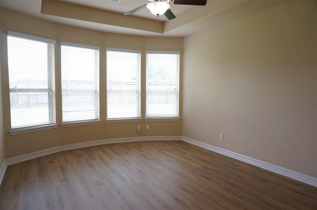 3319 S Hawkins Glen - Photo 12