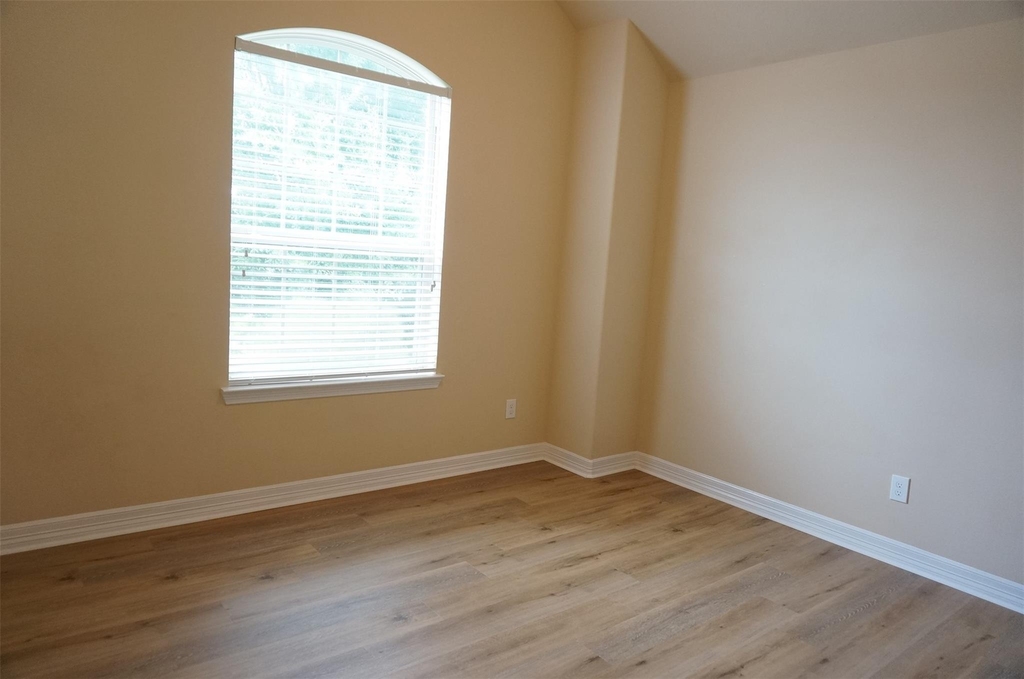 3319 S Hawkins Glen - Photo 22