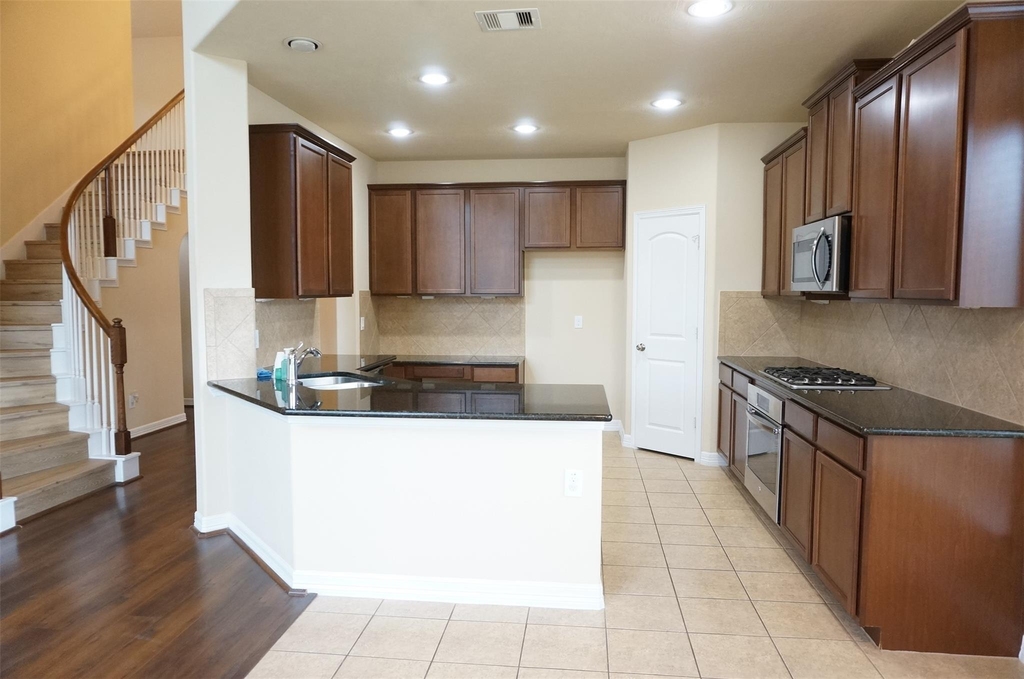 3319 S Hawkins Glen - Photo 10