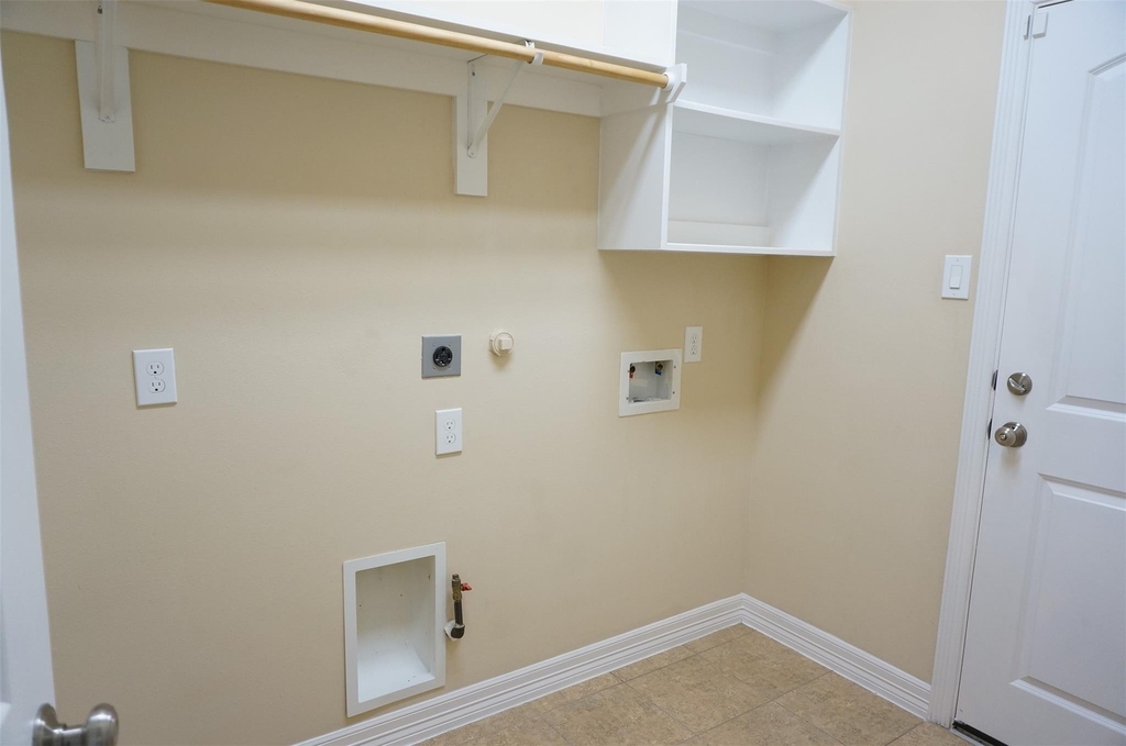 3319 S Hawkins Glen - Photo 24